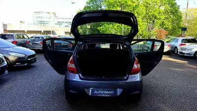 Hyundai i20 1.2 Comfort — Citadine fiable, 34'000 km seulement — Miniature 7