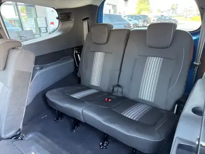 Dacia Lodgy 1.2 T Stepway 7 places — Monospace familial robuste, sans accident — Thumbnail 21