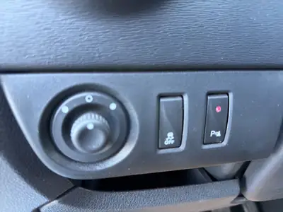 Dacia Lodgy 1.2 T Stepway 7 places — Monospace familial robuste, sans accident — Thumbnail 23