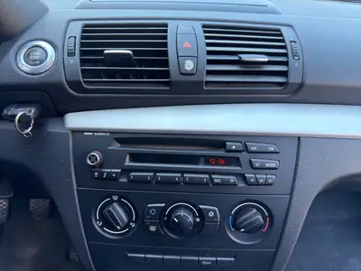 BMW 116i — Compacte urbaine fiable, entretien suivi, sans sinistre — Thumbnail 15