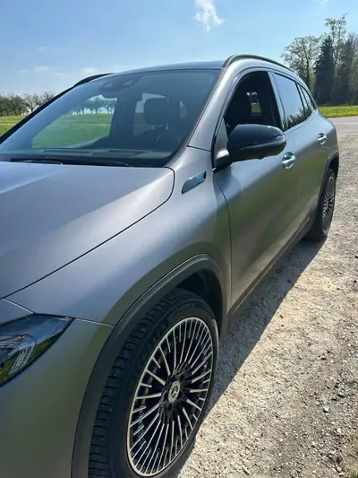 Mercedes-Benz EQA 350 AMG Line 4Matic — SUV électrique performant, première main, 49 500 km — Miniature 7