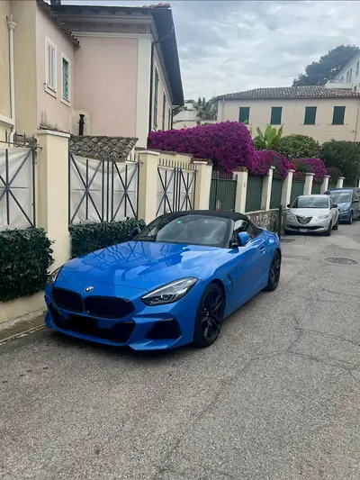 BMW Z4 M40i Steptronic — Roadster sportif 340 ch, très peu kilométré — vista esterna