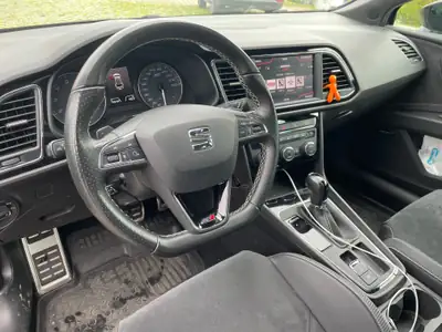 SEAT Leon ST Cupra 300 4Drive — Break sportif TSI 300 ch, tout-terrain, état impeccable — intérieur