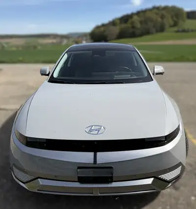 Hyundai Ioniq 5 77 kWh — Électrique haute performance, 16 500 km seulement — Thumbnail 7