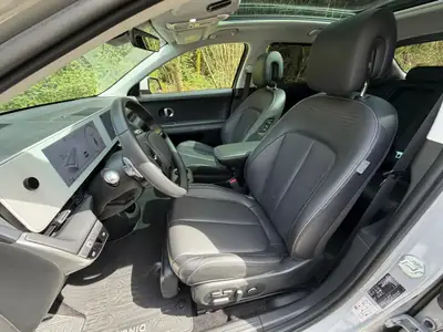 Hyundai Ioniq 5 77 kWh — Électrique haute performance, 16 500 km seulement — Thumbnail 12