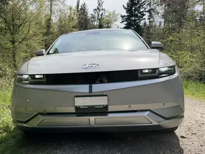 Hyundai Ioniq 5 77 kWh — Électrique haute performance, 16 500 km seulement — Thumbnail 20