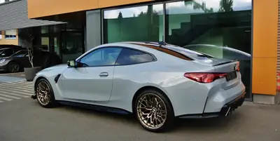 BMW M4 CS Coupé 2026 — Performance extrême, 551 ch et finitions carbone — Thumbnail 9