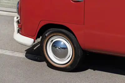 VW T1 Bus Camping Ausbau 1963 — Légendaire Combi aménagé, 50'350 km authentiques — interni