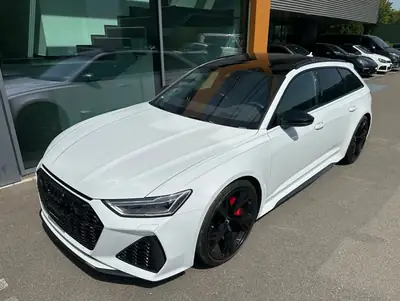 Audi RS6 Avant 4.0 V8 TFSI — Performance extrême, 39 900 km seulement — detail