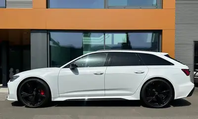 Audi RS6 Avant 4.0 V8 TFSI — Performance extrême, 39 900 km seulement — Thumbnail 8