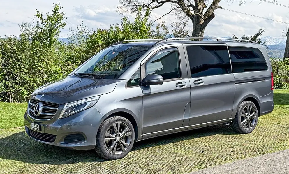 Mercedes-Benz V 220 d Trend — Monospace 7 places, moteur efficace et entretien anticipé