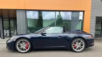 Porsche 911 Cabriolet 3.0 Carrera S PDK — Décapotable sportive 420 ch, 53 900 km — Miniature 8