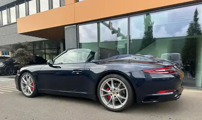 Porsche 911 Cabriolet 3.0 Carrera S PDK — Décapotable sportive 420 ch, 53 900 km — Miniature 16