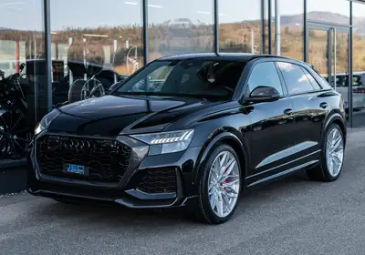 Audi RSQ8 quattro Full Carbone — SUV haute performance, 600 ch, première main — dashboard