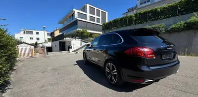 Porsche Cayenne S Diesel — SUV prestige 382 ch, sans sinistre, boîte automatique — Innenraum