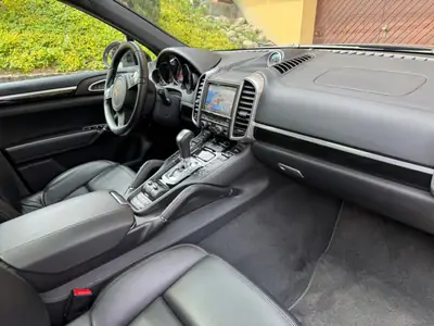 Porsche Cayenne S Diesel — SUV prestige 382 ch, sans sinistre, boîte automatique — Miniatur 7