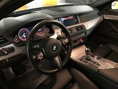 BMW 535d Touring xDrive — Break diesel puissant, 54 000 km, Luxury Line — arrière
