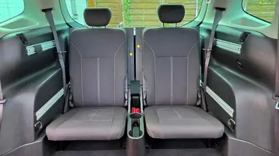 Opel Zafira Tourer 2.0 CDTi — Monospace 7 places, diesel automatique, équipement premium — Miniature 13
