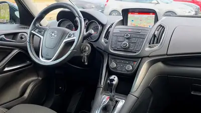 Opel Zafira Tourer 2.0 CDTi — Monospace 7 places, diesel automatique, équipement premium — Miniature 15