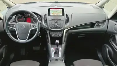Opel Zafira Tourer 2.0 CDTi — Monospace 7 places, diesel automatique, équipement premium — Miniature 14