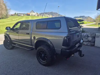 Dodge Ram 2011 — Pickup musclé 396 ch, transmission automatique, parfait état — cruscotto