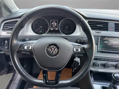 VW Golf 1.6 TDI Comfortline 4Motion — Diesel robuste, transmission intégrale, sans accident — Miniature 10