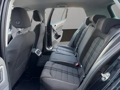 VW Golf 1.6 TDI Comfortline 4Motion — Diesel robuste, transmission intégrale, sans accident — Miniature 13