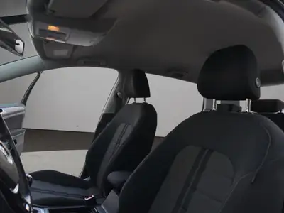 VW Golf 1.6 TDI Comfortline 4Motion — Diesel robuste, transmission intégrale, sans accident — Miniature 21