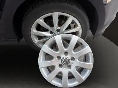 VW Golf 1.6 TDI Comfortline 4Motion — Diesel robuste, transmission intégrale, sans accident — Miniature 20