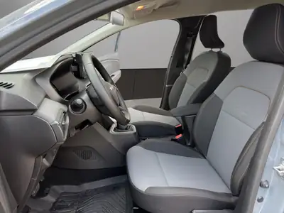 Dacia Jogger HEV 140 Extreme+ — Monospace hybride 7 places, consommation ultramodérée — Thumbnail 9