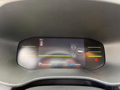 Dacia Jogger HEV 140 Extreme+ — Monospace hybride 7 places, consommation ultramodérée — Thumbnail 10