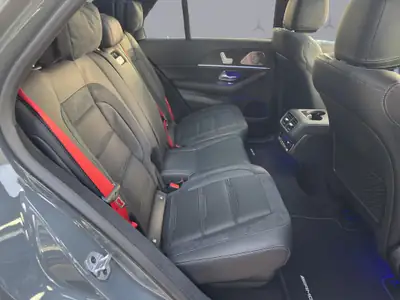 Mercedes-Benz GLE 53 AMG Hybrid EQ — SUV haute performance, 544 ch et hybride rechargeable — Miniature 18
