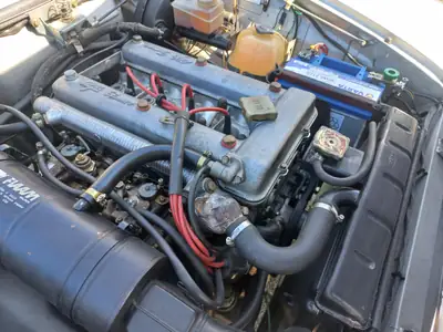 Alfa Romeo Spider 2.0 Veloce 1984 — Cabriolet de légende, statut vétéran — Miniatura 12