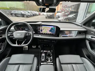 Audi Q6 e-tron Quattro — SUV électrique haute performance, 17'000 km seulement — Thumbnail 8