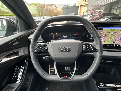 Audi Q6 e-tron Quattro — SUV électrique haute performance, 17'000 km seulement — Thumbnail 11