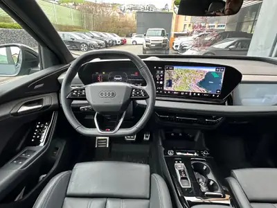 Audi Q6 e-tron Quattro — SUV électrique haute performance, 17'000 km seulement — Thumbnail 10