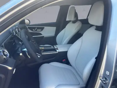 Mercedes-Benz GLC 300 e EQ Star AMG Line — Hybride rechargeable 313 ch, 20 km au compteur — Miniature 8