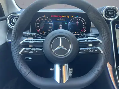 Mercedes-Benz GLC 300 e EQ Star AMG Line — Hybride rechargeable 313 ch, 20 km au compteur — Miniature 11