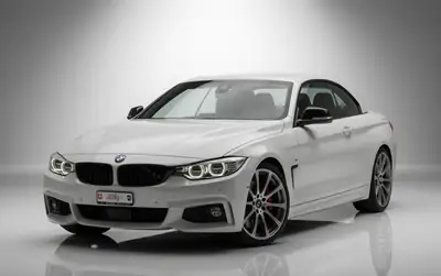 BMW 435i Cabriolet M Performance Steptronic — Décapotable sportive affûtée, 306 ch — side view