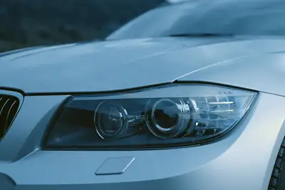 BMW 330i xDrive Touring Steptronic — Break dynamique, 272 ch et transmission automatique — cruscotto