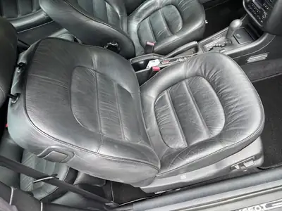 Peugeot 406 Coupé Pack — Élégance française 210 ch, automatique, 84 400 km — Miniatur 10