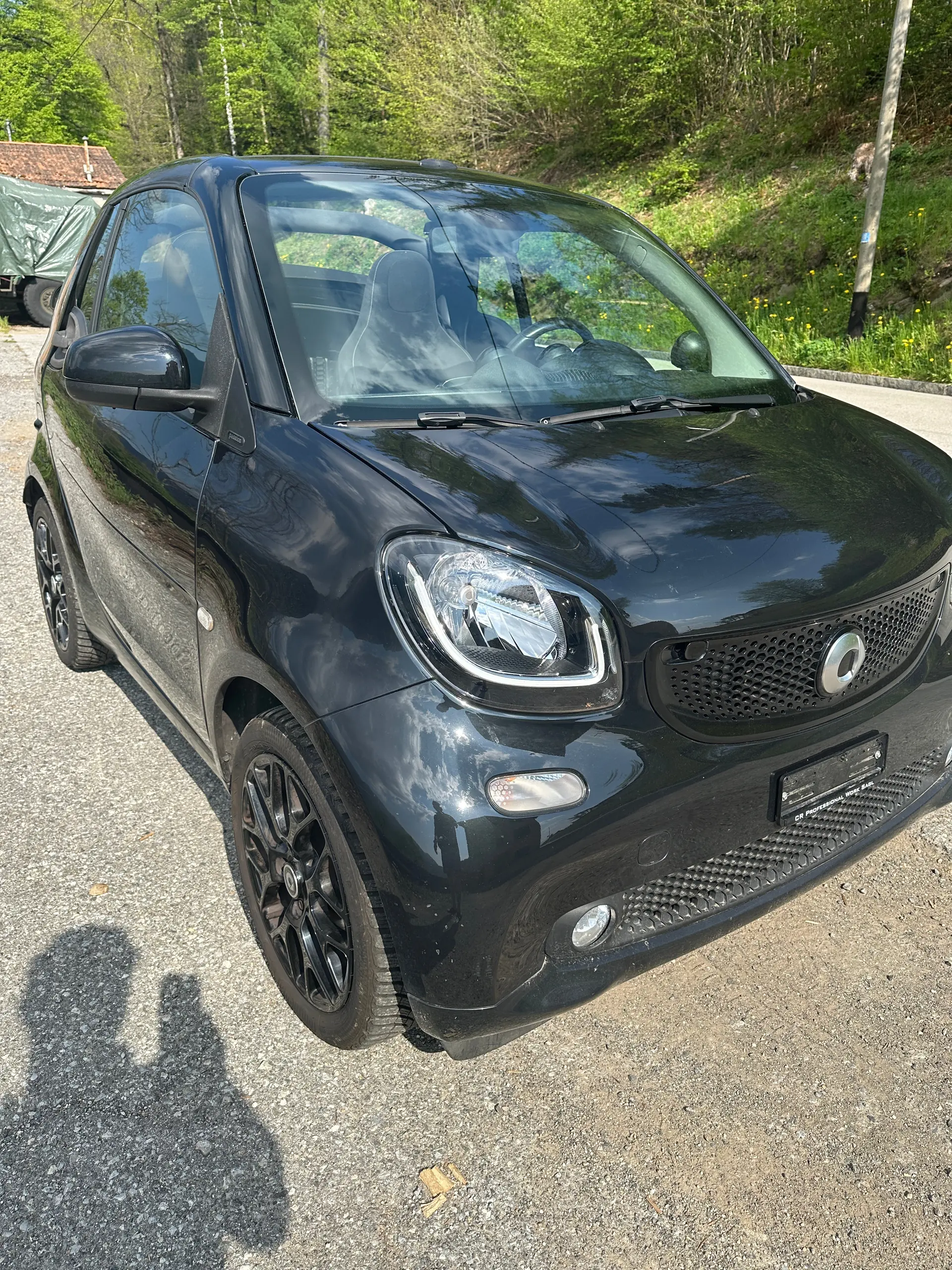 Smart Fortwo Passion Cabriolet — Élégance urbaine 2-places, consommation ultra-économique