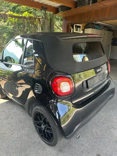 Smart Fortwo Passion Cabriolet — Élégance urbaine 2-places, consommation ultra-économique — dettaglio