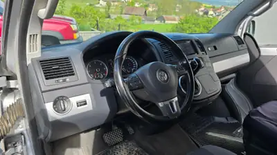 VW T5 Multivan 2.0 TDI TEAM DSG — Monospace 7 places, moteur fiable, transmission automatique — Miniatur 7