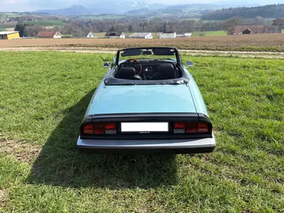 Alfa Romeo Spider 2.0 Veloce — Cabriolet italien légendaire, moteur essence 128 ch — interni
