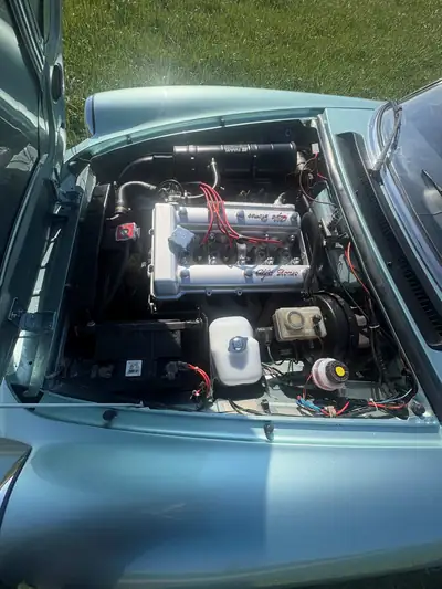 Alfa Romeo Spider 2.0 Veloce — Cabriolet italien légendaire, moteur essence 128 ch — Miniatura 14