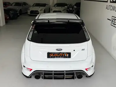 Ford Focus 2.5 Turbo RS — Sportive 305 ch, sans accident, 72 400 km — exterior view