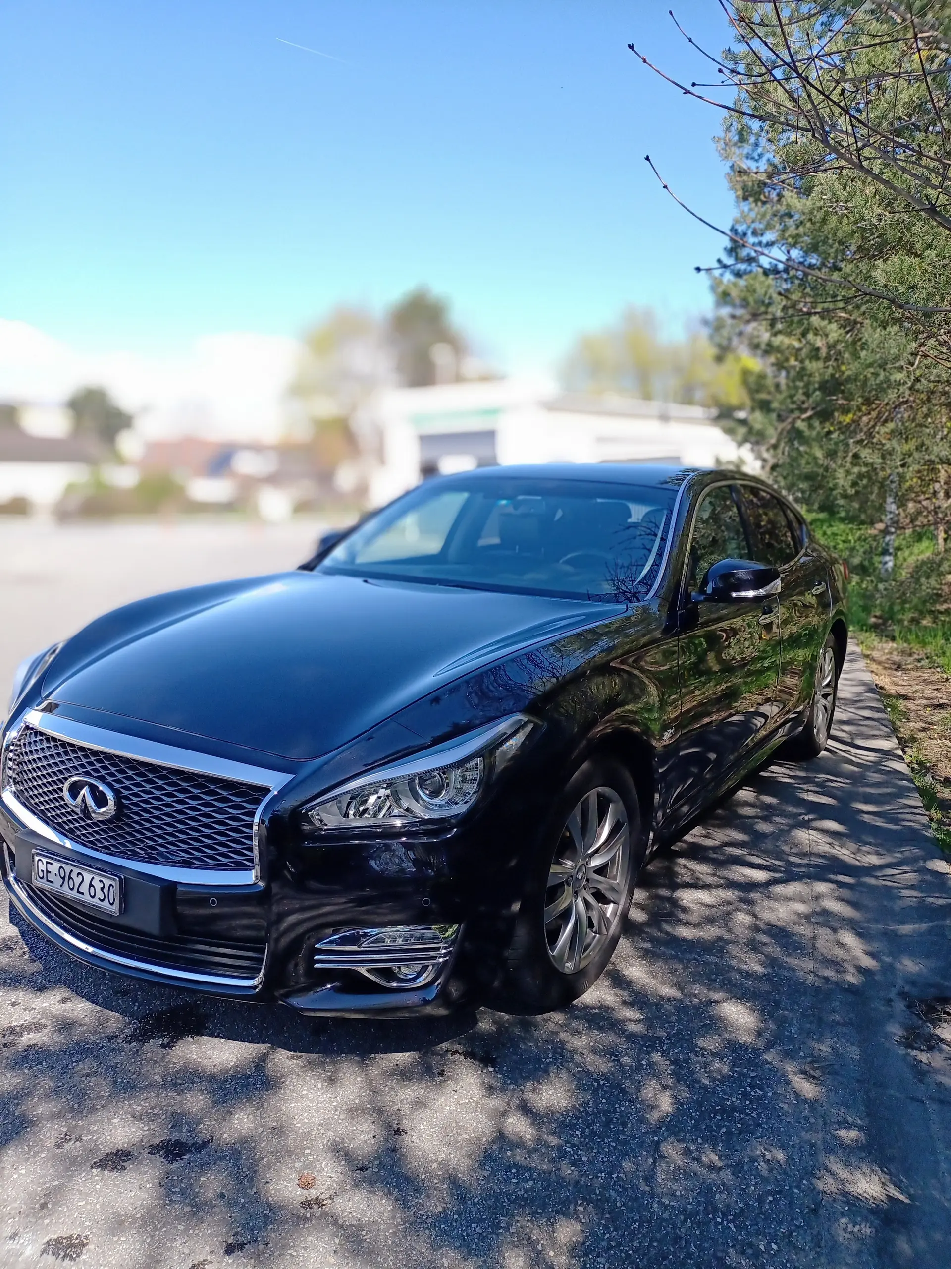 Infiniti Q70 2018 occasion Genève — 3