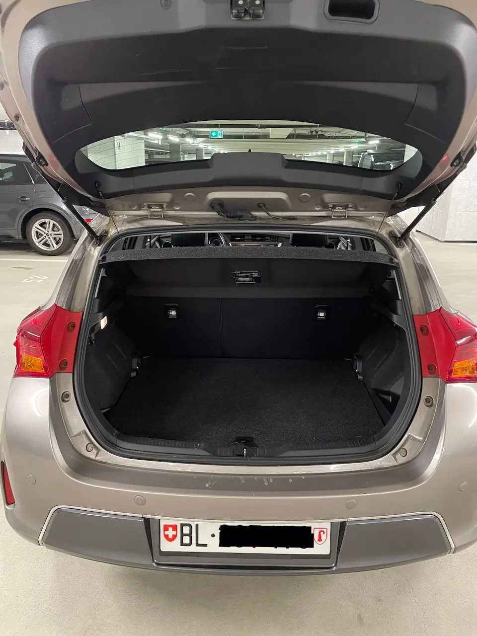 Toyota Auris 2014 occasion Binningen — 5