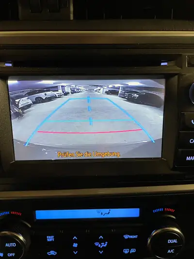 Toyota Auris 1.8 HSD Linea Sol — Berline hybride écologique, entretien frais — Miniature 13